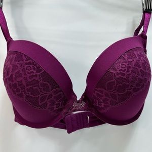 Maidenform "Stay In Place Straps" Underwire Demi Bra 34D -Magenta/plum